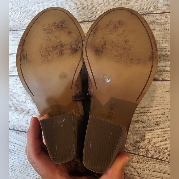 Vince Camuto Women's Size 8 Kyleena Open Toe Block Heel Fringe Festival Shoe - Picture 12 of 13